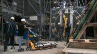 Eindelijk weer een klok op de Domtoren: 'Heb 'm toch even aangeraakt.'