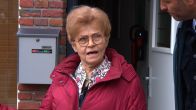 Buurvrouw heeft iedere ochtend last van 'bommenwerpers'