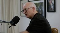 'Vandaag Inside' stopt? Is Valentijn Driessen de opvolger van Johan Derksen?