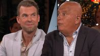 Rutger Castricum dolt met Jack van Gelder: 'Je moet dat kussen niet onder je overhemd doen'