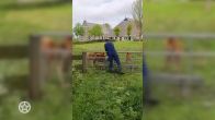 Boer Jouke aan het werk op de boerderij