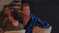 Nick flipt richting Sam: 'Je bent niet goed in je hoofd!'