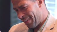 Eduardo neemt emotioneel afscheid van de groep