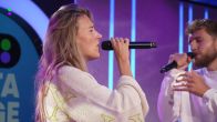 Suzan en Freek spelen prachtige akoestische versie van Slapeloosheid