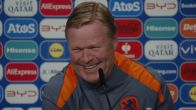 Koeman lacht om verspreking van journalist: 'Mister Michels...'