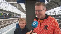 Oranjefans vertrekken naar Berlijn voor de wedstrijd tegen Turkije: 'Heel veel zin in de Oranjemars'