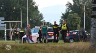 Vrouw in Breda springt uit rijdende auto en raakt zwaargewond