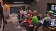 Videobelletje met thuisfront na de winst!
