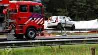 Dode door ongeval met drie auto's op snelweg bij Cuijk