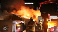 Zeer grote brand in loods Geldermalsen: vlammenzee in wijde omtrek te zien