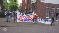 Bewoners Crooswijk in protest tegen vermeende kinderlokker: 'Buurt voelt niet meer veilig'