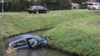 Man (38) overleden na auto-ongeluk in sloot bij Vierpolders