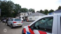 Politie-inval bij woonwagenkamp uit RTL-serie Bij Ons Op Het Kamp