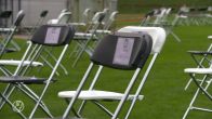 Honderden lege stoelen bij Rouwkost Run staan voor groot verdriet