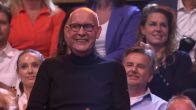 Publiek gilt van enthousiasme in Miljoenenjacht: Alfons wint rode BMW
