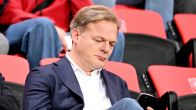 Pieter Omtzigt duikt op bij Champions League-duel van voetbalsters FC Twente