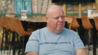 Ondanks afwezigheid van mark moet de toko draaiende blijven