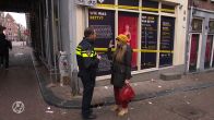 Oud-collega vermoorde sekswerker Betty emotioneel bij zien hologram: 'Zat hoogzwanger achter raam'