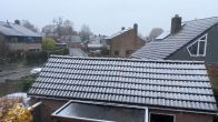 Eerste sneeuw van dit seizoen gevallen: Eelde (Drenthe) kleurt wit