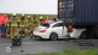 Automobilist overleden na botsing met vrachtwagen op A29 bij Numansdorp