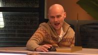 Vrouwen die achter een man aangaan? Saai!