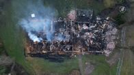 Grote brand vernielt monumentale boerderij in Assen