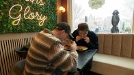 Strijd om meest bijzondere broodje barst los op NK Broodbeleggen
