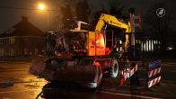 Langer vertraging verwacht na aanrijding graafmachine op spoor