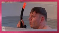 Marco verdrinkt bijna bij ontmoeting met Stacey!