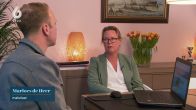 Makelaar laat geïnteresseerden in openbaar op woning bieden