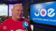 Vlieg met me mee van Paul de Leeuw staat op 1 bij Radio JOE!