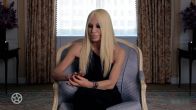 Donatella Versace stopt als creatief directeur modemerk Versace
