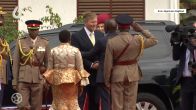 Willem-Alexander en koningin Maxima beginnen aan hun staatsbezoek aan Kenia.