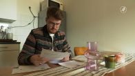 Schulden en schaamte: Jop (25) wil jongeren waarschuwen