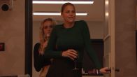Emma komt met de deur in huis vallen: 