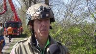 Parachutist belandt in boom bij Westerbork: 'Superzachte landing'