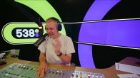 Bas Smit aan het infuus op Bali