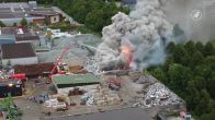 Enorme brand in Emmen, NL-alert voor omwonenden