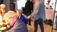 Moeder Frans Bauer verhuisd