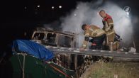 Dode bij brand op boot in Tilburg, ander weet net op tijd in water te springen