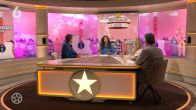 Jeroen van der Boom speelt een nummer van Suzan en Freek
