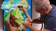 Team Florentien en Rick gaan voor wereldrecord post-its op gezicht