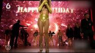 Jennifer Lopez staat per ongeluk in onderbroek op het podium