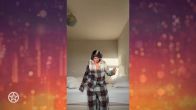 Dit is influencer Lies Zhara uit Expeditie Robinson