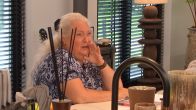 Dennis zoekt de mannen ergens anders