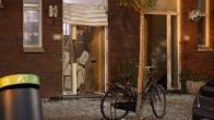 Zware explosie bij woning aan Mathenesserstraat in Rotterdam