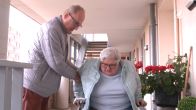 Ria wanhopig door kapotte lift: 'Al weken gevangen in huis'