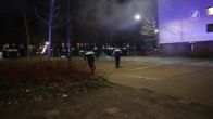 Chaos in Leidschendam: agenten bekogeld met vuurwerk