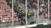 Tientallen fans KRC Genk door beveiliging gebroken