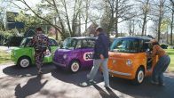 Bas, Dylan en Eva gaan naar 538 Koningsdag 2026 in waanzinnige FIAT Topolino's!